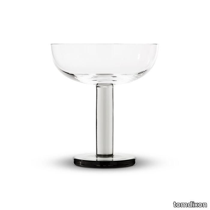 puck_coupe_glass_front_2.jpg