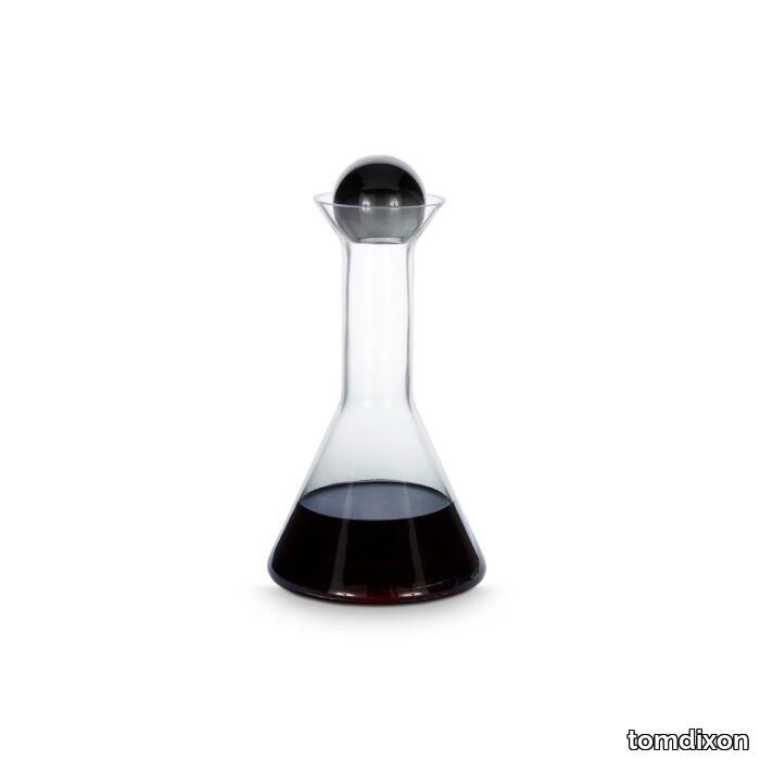 tank_decanter_black_filled.jpg