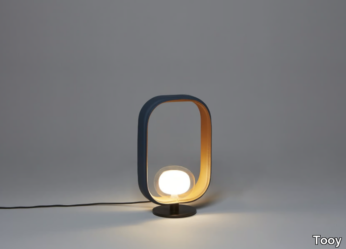 FILIPA-Table-lamp-Tooy-278279-rel61b86e12.jpg