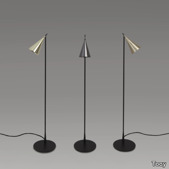 GORDON-Floor-lamp-Tooy-388685-rel54a3fb6a.jpg