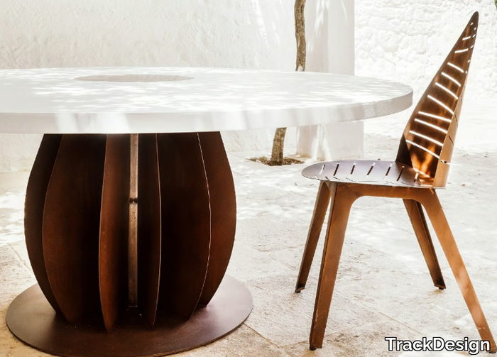 IRIDE - Round steel table _ TrackDesign