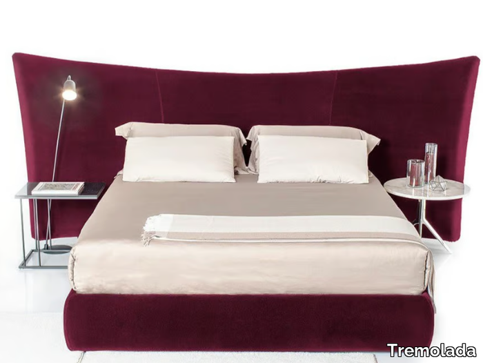 JANIS - Velvet double bed with high headboard _ Tremolada