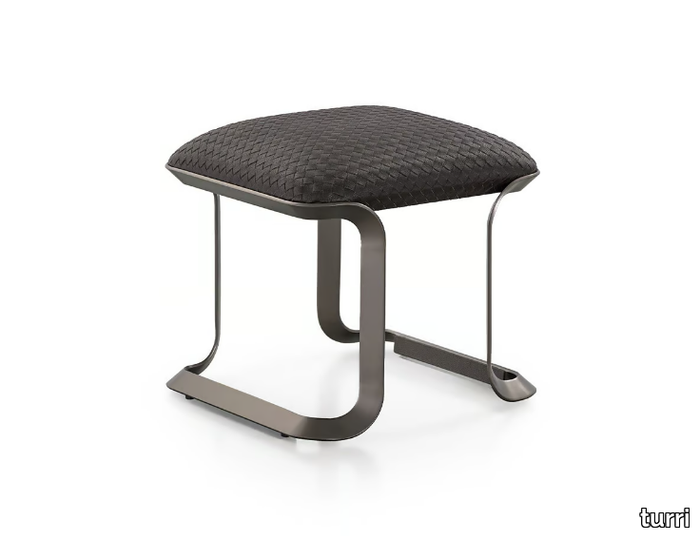 MILANO - Low stool with integrated cushion _ Turri