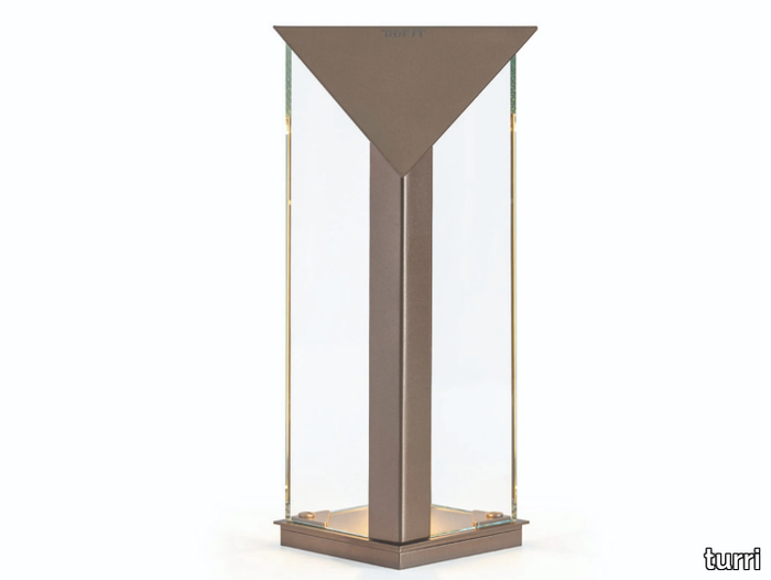 ZERO - Metal and glass table lamp _ Turri