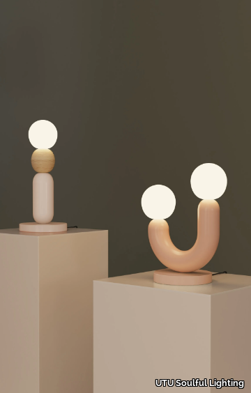 PLAY-II-Table-lamp-UTU-Soulful-Lighting-637702-rel38e1e7bf.png