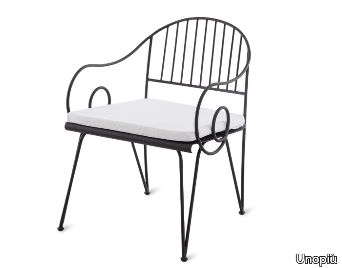 ARIETE-Chair-with-armrests-Unopiù-583260-rela23abcd2.jpg