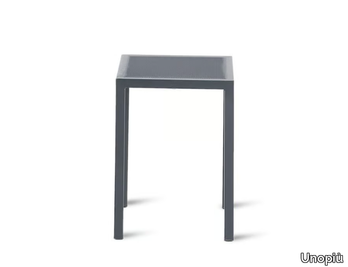 CONRAD-Low-stool-Unopiù-305655-rel81f0251.jpg