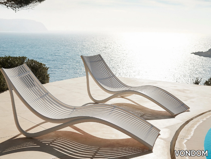 IBIZA - Plastic sun lounger _ VONDOM