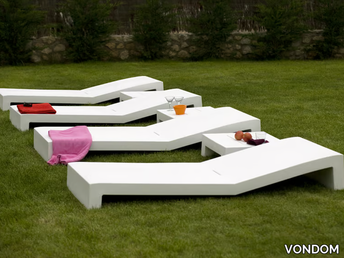 JUT - Resin sun lounger _ VONDOM