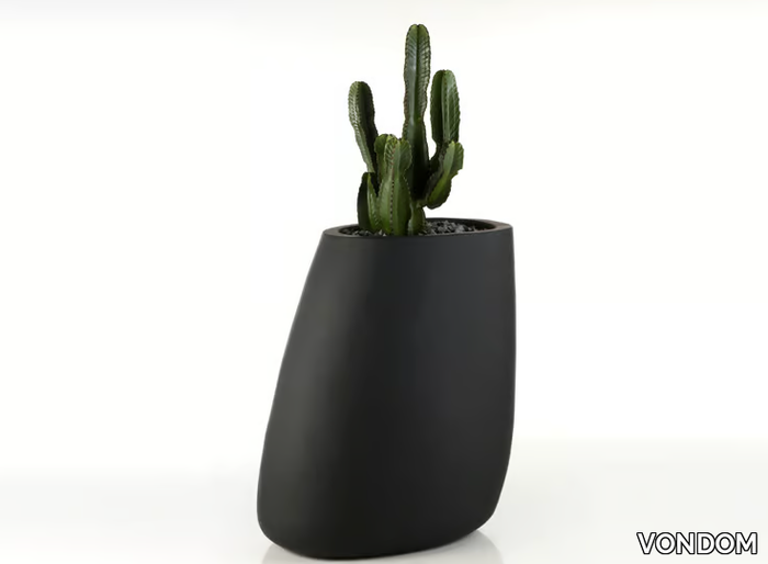 STONES 70 - Polyethylene garden vase with Light _ VONDOM