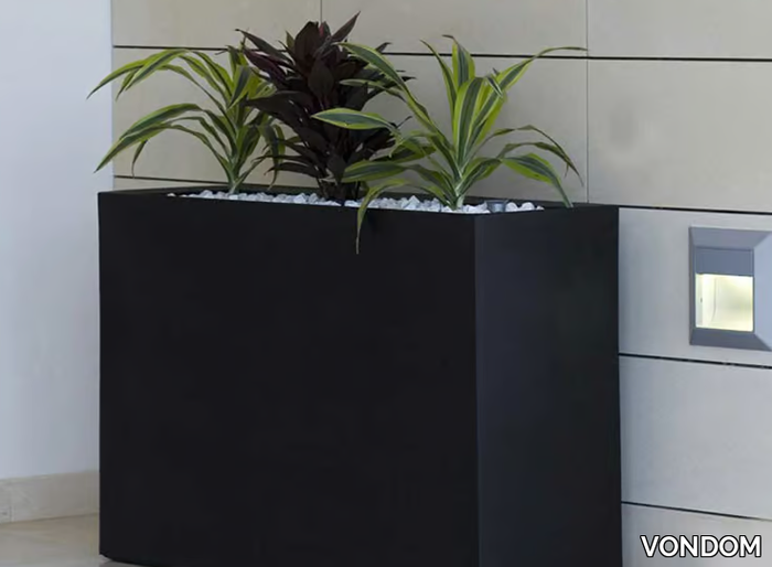 WALL - High rectangular polyethylene planter _ VONDOM