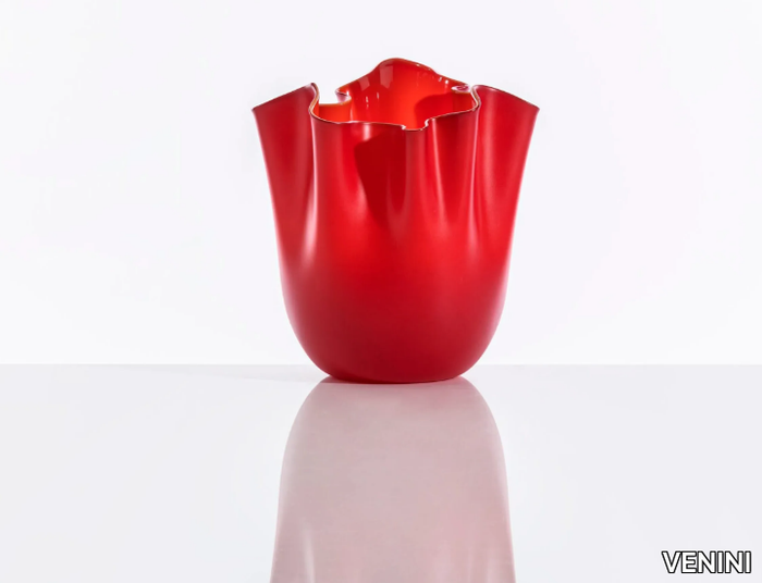 FAZZOLETTO OPALINO - Handmade blown glass vase _ VENINI