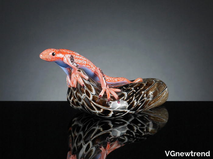 LIZARD ON A STONE - Glass decorative object _ VGnewtrend