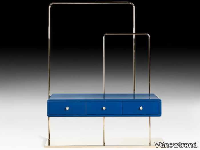 EMPEROR-S-CLOTHES-RACK-VGnewtrend-341798-relc4897aef.jpg