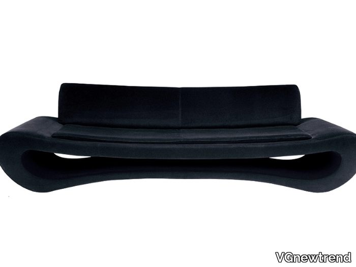 NEW-LIPS-Sofa-VGnewtrend-276264-rel9e80d28.jpg