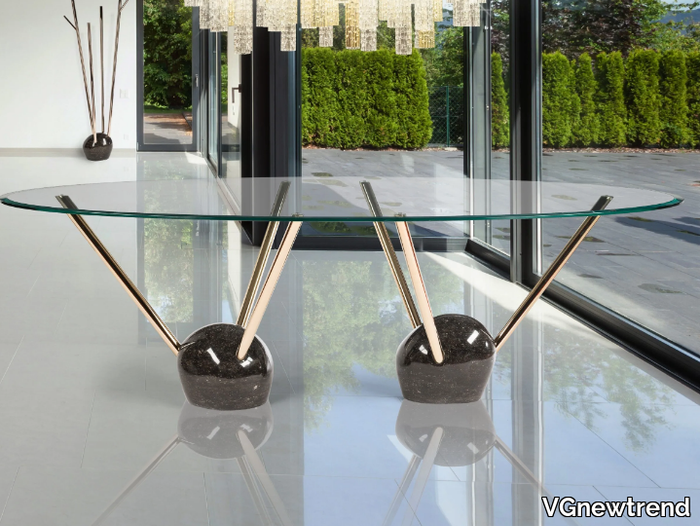 RAYS-Oval-table-VGnewtrend-493126-rel6a946441.jpg