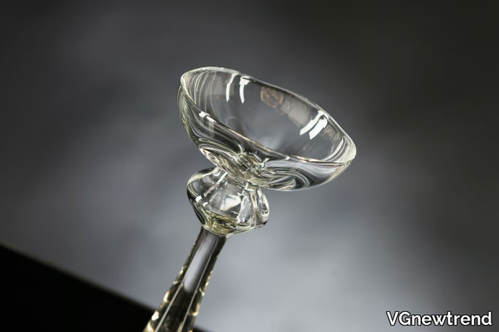 gray-candle-holder-vgnewtrend-280911-rel6e2bef43.jpg
