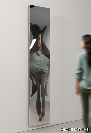 VIDAME-EDITIONS_DISTORTING-MIRROR-2x45_J2dm8Mssex.jpeg