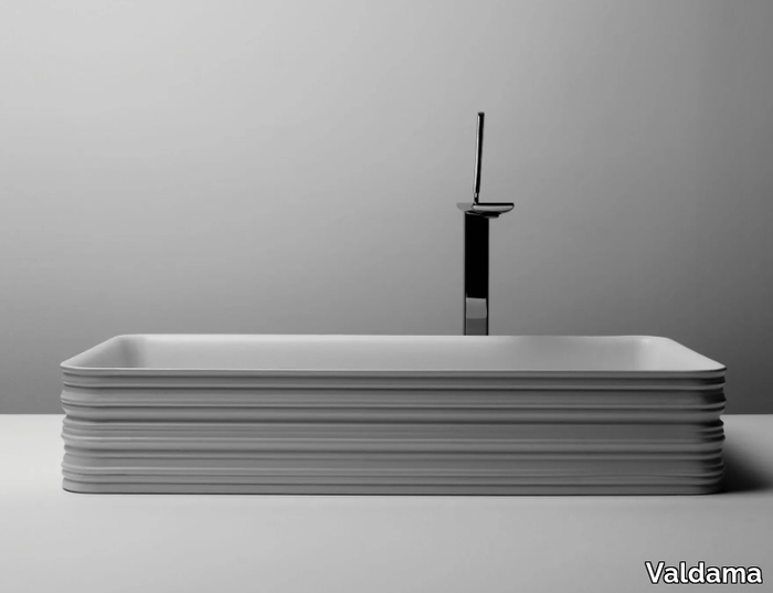 TRACE - Countertop rectangular single ceramic washbasin _ Valdama