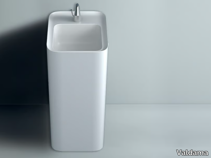 CAMEO - Freestanding ceramic washbasin with face wall/floor drainage _ Valdama