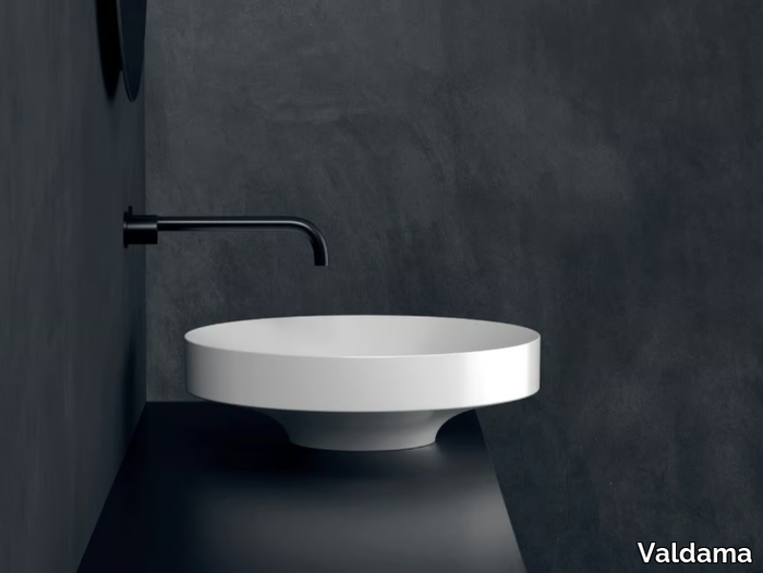 OCCHIO-Round-washbasin-Valdama-564360-relb34f3019.jpg