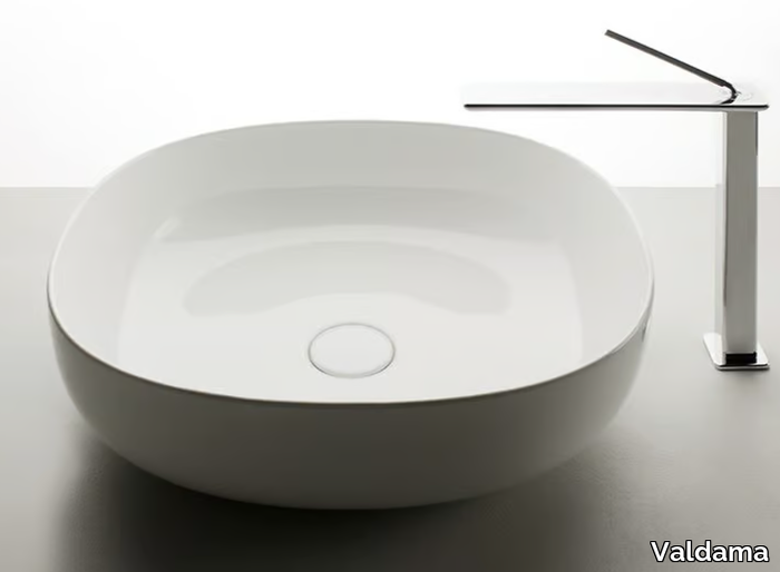 countertop-washbasin-valdama-528097-rel52cb0432.jpg