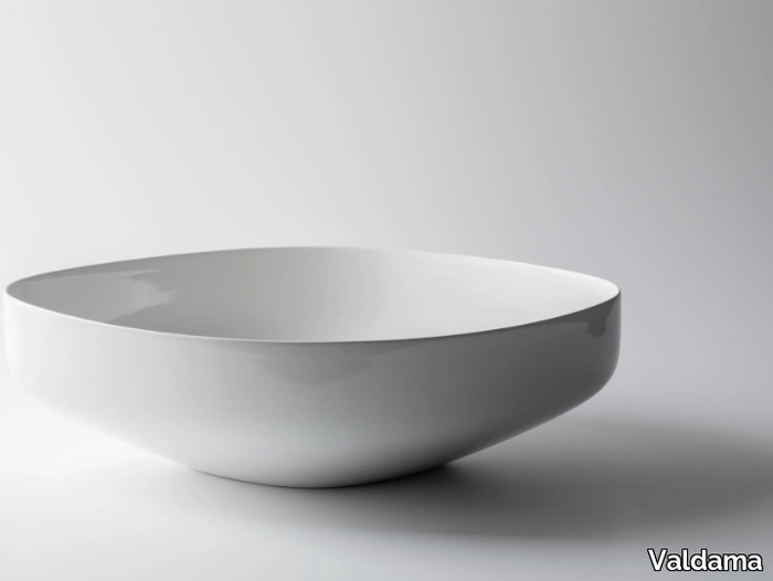 oval-washbasin-valdama-547303-rel5c7bc521.jpg