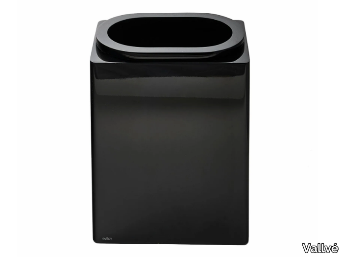 SET-Bathroom-waste-bin-Vallvé-242683-rel7a88703.jpg