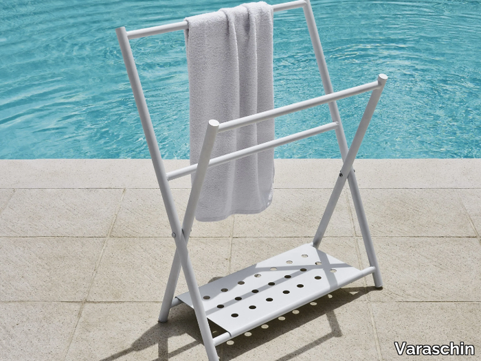 BAHIA - Standing powder coated aluminium towel rack _ Varaschin