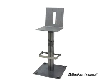 FRANKIE - Iron stool with footrest with back _ Vela Arredamenti