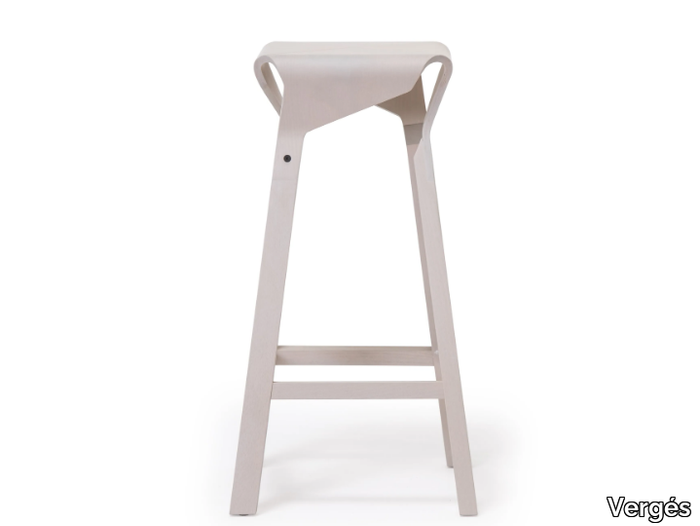 NAOSHIMA-High-stool-Vergés-579725-relefa00d44.png