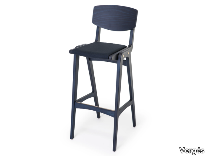 stool-silleria-verges-580324-reld1c3a406.png