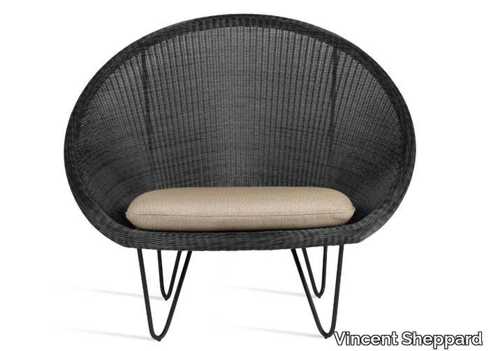 GIPSY COCOON - Wicker garden armchair with armrests _ Vincent Sheppard