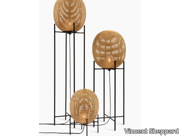 SARI - Rattan floor lamp _ Vincent Sheppard