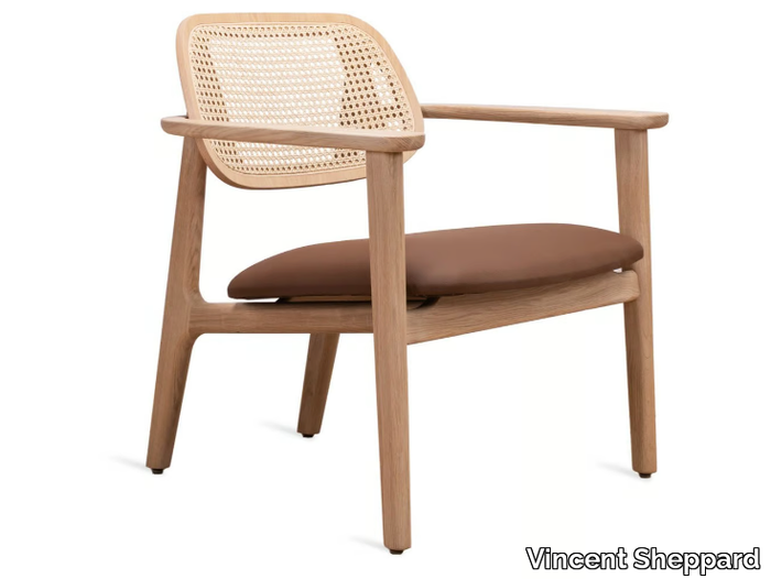 TITUS - Oak easy chair with integrated cushion _ Vincent Sheppard