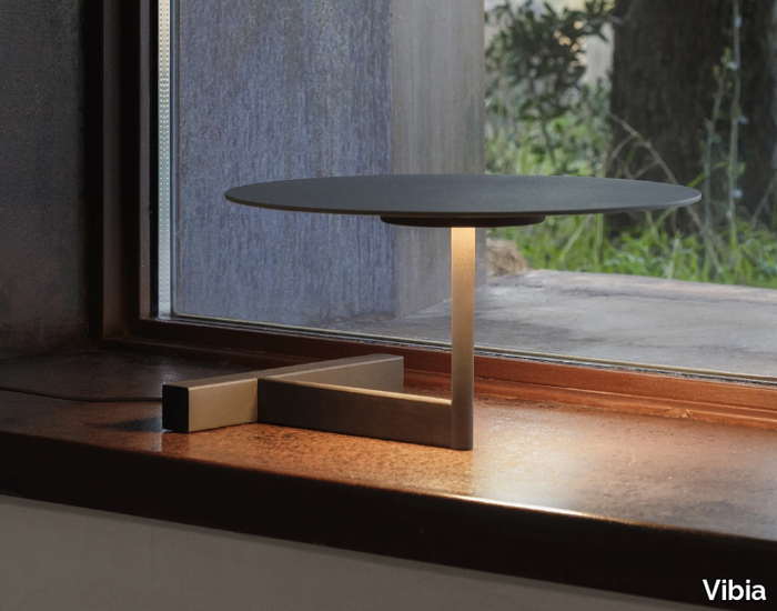 FLAT 5965 - LED metal table lamp _ Vibia