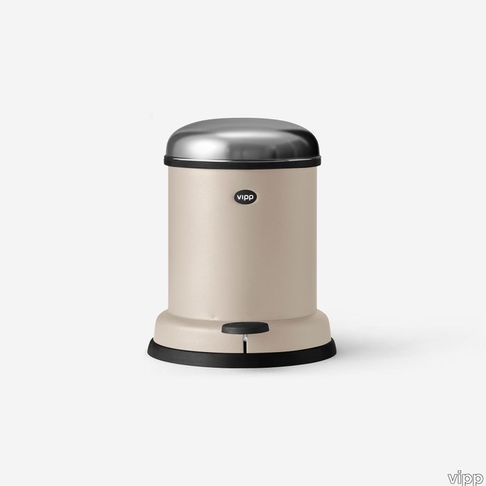 vipp-14-pedal-bin-beige-01-rgb_1.jpg