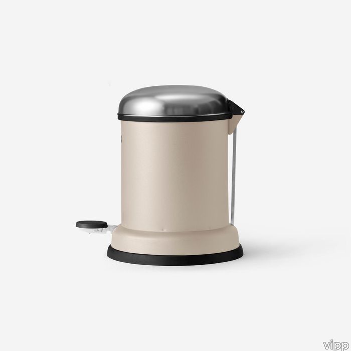 vipp-14-pedal-bin-beige-02-rgb.jpg