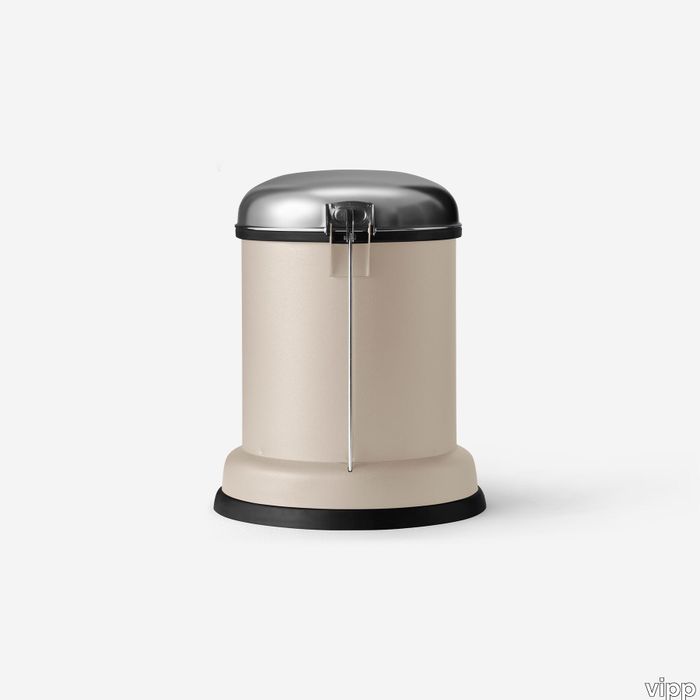 vipp-14-pedal-bin-beige-03-rgb.jpg