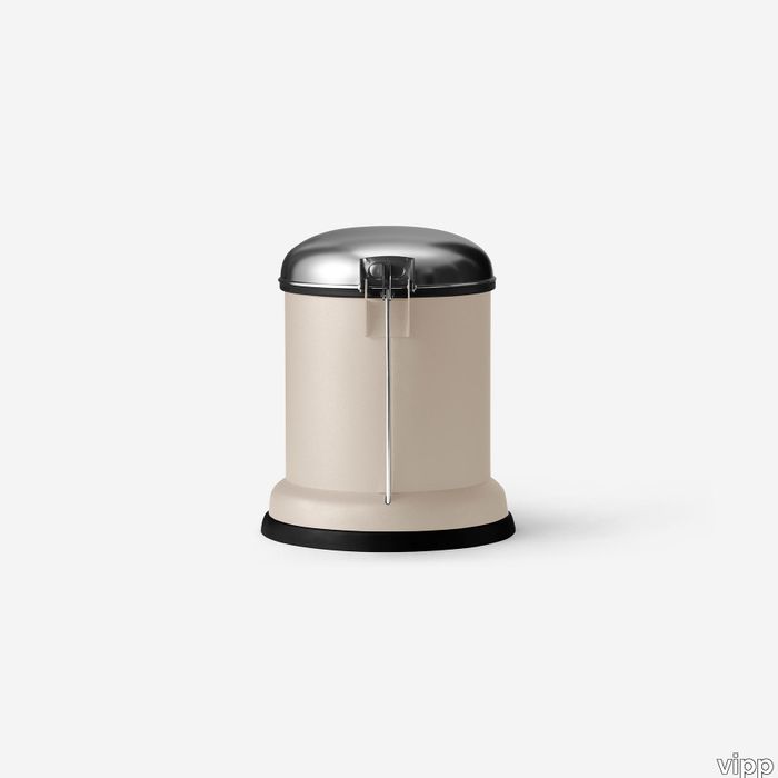 vipp-13-pedal-bin-beige-03-rgb.jpg