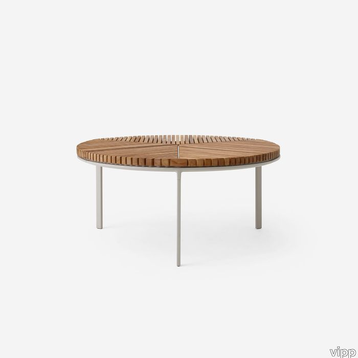 vipp-716-open-air-coffee-table-o90-teak-01_0.jpg