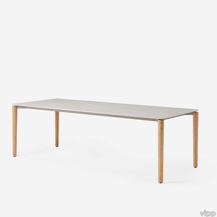 vipp-719-outdoor-table-02.jpg