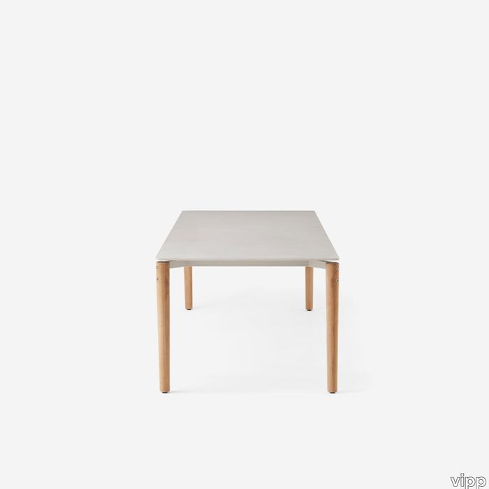 vipp-719-outdoor-table-03.jpg