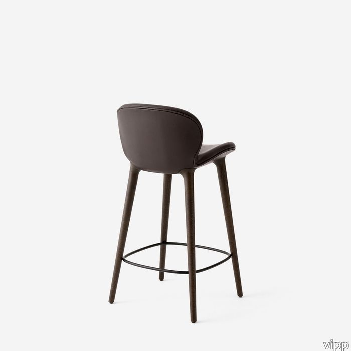 vipp465-lodge-counter-chair-dark-oak-03.jpg