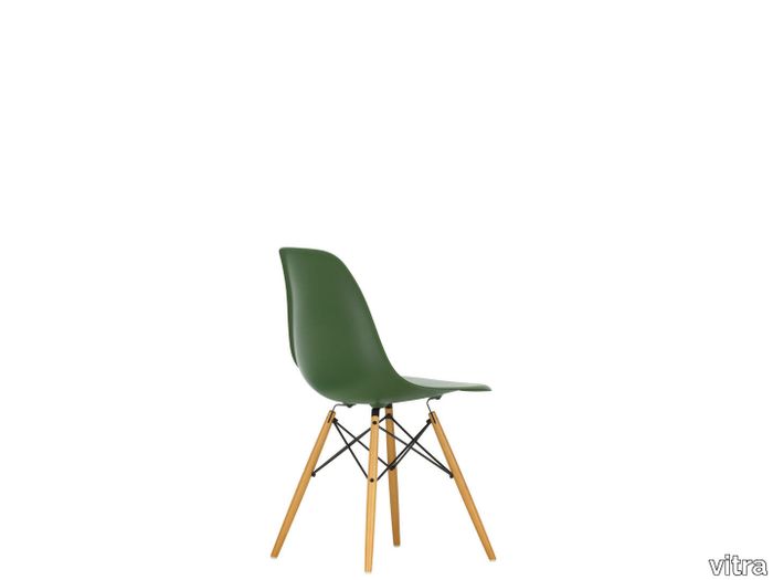 Eames Plastic Side Chair DSW