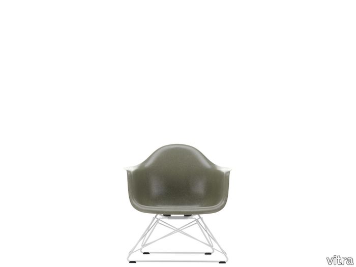 Eames Fiberglass Armchair LAR