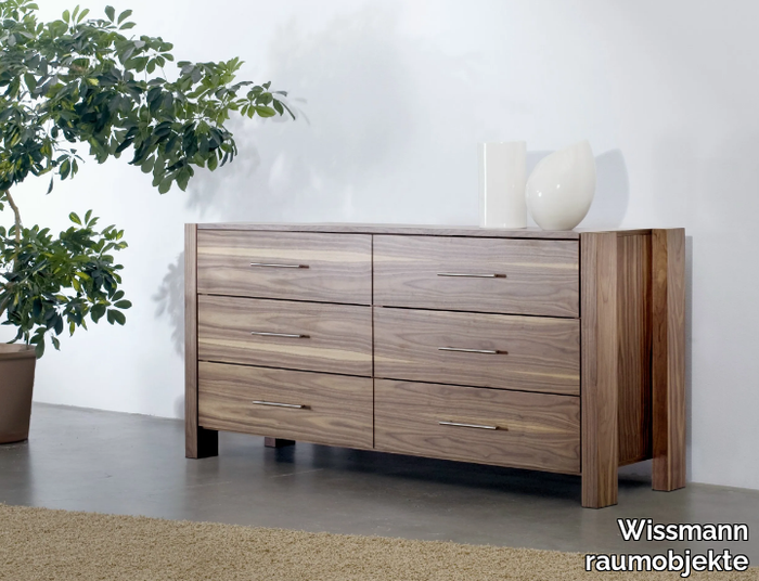 ART340 - Wooden chest of drawers _ Wissmann raumobjekte