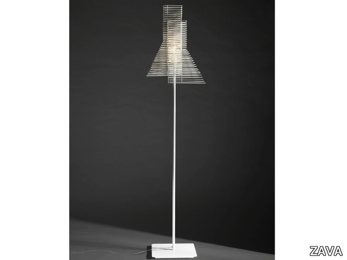 GROWN - Halogen iron floor lamp _ ZAVA