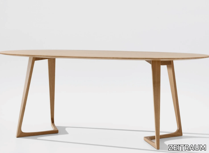 TWIST - Oval solid wood dining table _ ZEITRAUM