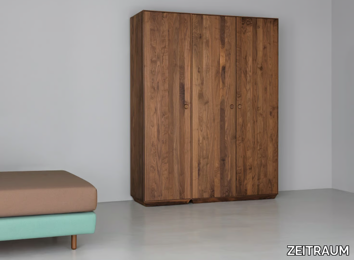 kin-wardrobe-with-folding-doors-zeitraum-226358-rel71d838b1.jpg